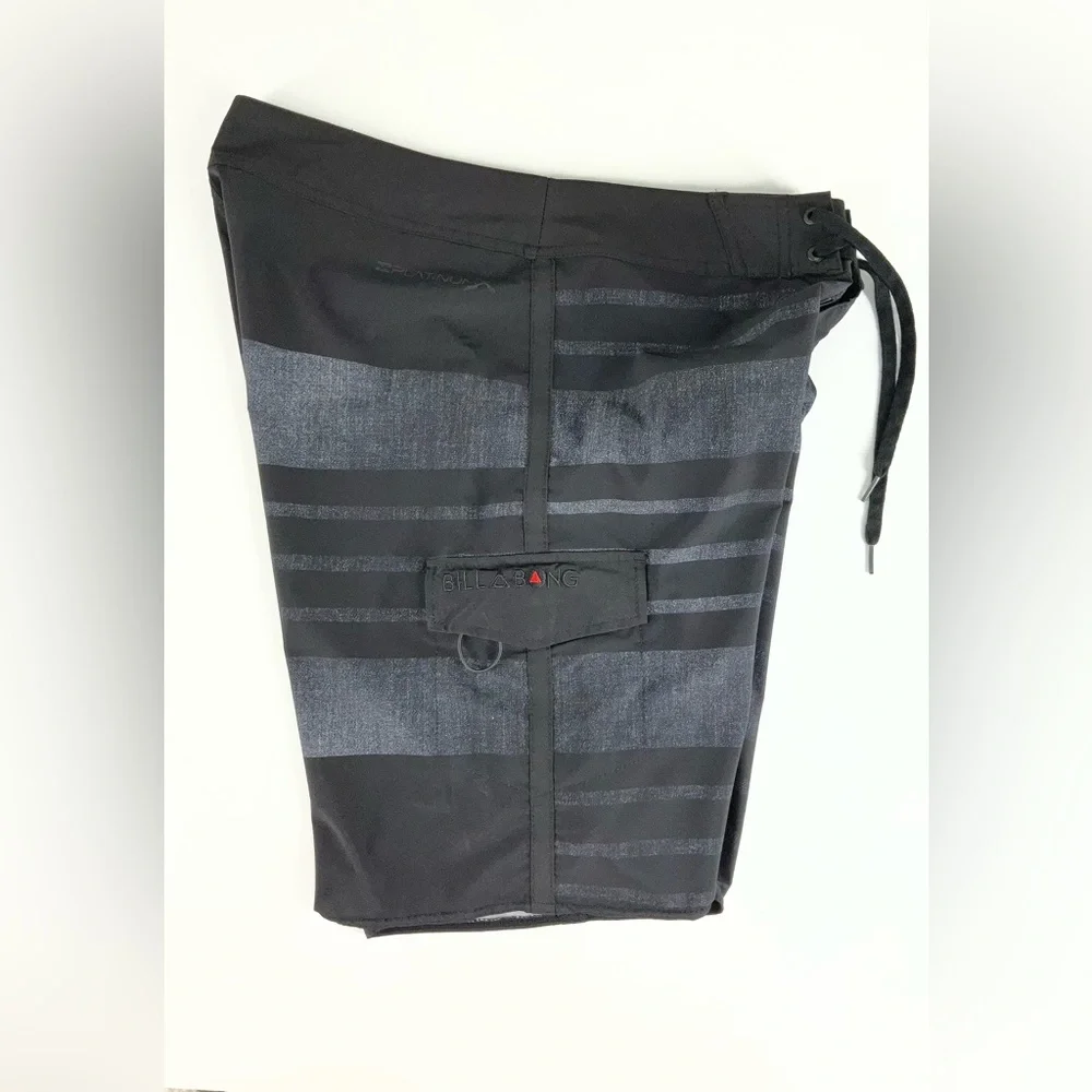 Billabong‎ Platinum Stretch Men's Black and Gray Striped Board Shorts Size 34
